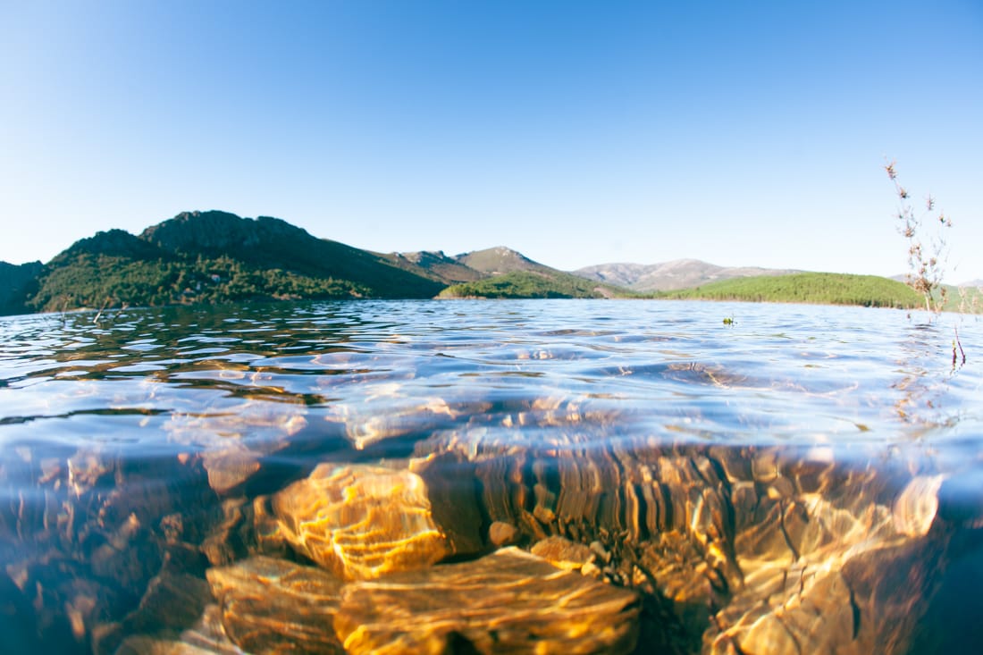 Swim, climb, cycle, or park your camper van. The natural refuge in Coimbra district.